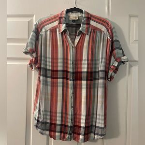 Universal Thread Large Button Up